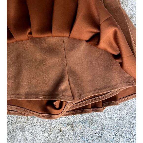 Haute Monde brown suede look pleated skirt  Size M - Picture 4 of 5